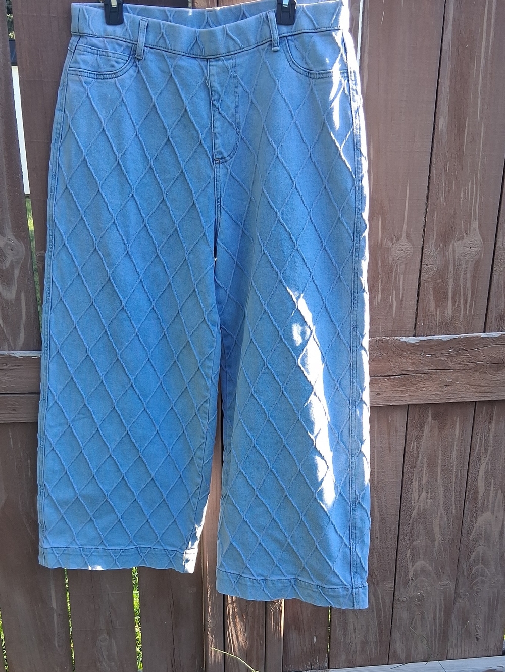 Anna & Ava Light Blue Quilted Jean Shorts Xl. 17 Inches Across Waist Unstretched